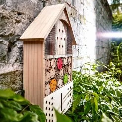 Insektenhotel Mit Farbklecksen Ganzjährig Bewohnbar Pinienholz 11 Insektenhotel Mit Farbklecksen Ganzjährig Bewohnbar Pinienholz -Gartenwelt Verkauf 10038053 yy 0004 logo